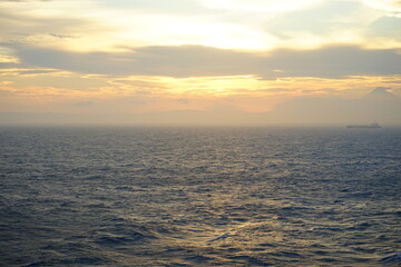 Sunset view from ferry in pacific ocean - フェリーからの太平洋の夕日