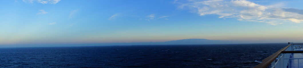 Sunset view from ferry in pacific ocean - フェリーからの太平洋の夕日
