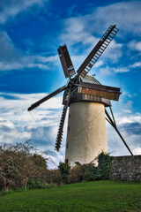 Fototapeta na wymiar windmill in the country