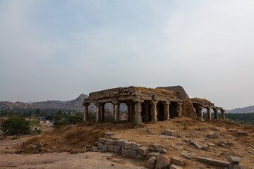 インド　世界遺産に登録されているハンピの建造物群の遺跡
