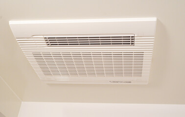 浴室　暖房　衣類乾燥機