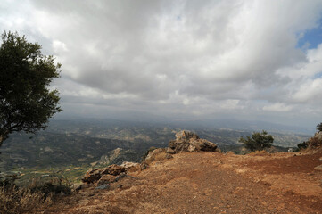 Vue vers l'ouest depuis le mont Giouchtas près d'Archanes en Crète
