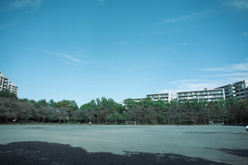 青空とグラウンド