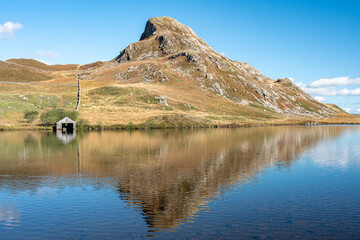 Pared y Cefn-hir mountain during autumn in the Snowdonia National Park, Dolgellau, Wales.