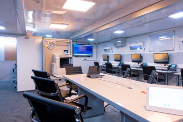 Autonomous mobile emergency control room. Emergency control room interior