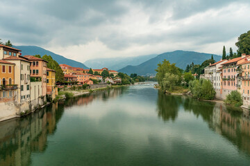Obraz na płótnie Canvas River Brenta seen from the Alpini's Bridge, or 