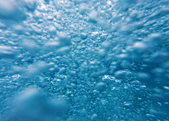 Air bubbles in clear sea water