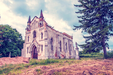 Fototapeta na wymiar Ancient abandoned church in the village of Maksymivtsi, Ternopi lregion, Ukraine.