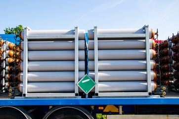 Mobile gas refueller for the transportation of compressed natural gas (CNG)