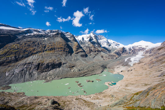 Pasterze-Gletscher und Gletschersee am Gro&szlig;glockner &ndash; Nationalpark Hohe Tauern, &Ouml;sterreich