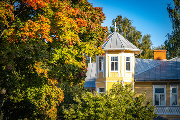 old wooden house in autumn, spa, pärnu, estonia, baltic countries, baltics, baltic sea, europe