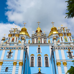 Fototapeta na wymiar St. Michael's Golden-Domed Monastery - famous church complex in Kiev, Ukraine