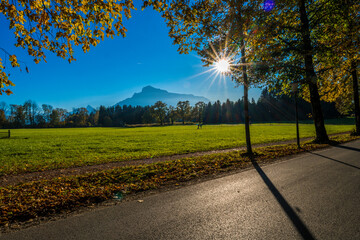 landscape with trees Schlosswiese Salzburg Aigen Untersberg im Herbst