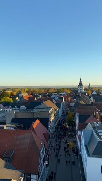 Lippstadt in Westfalen an sonnigem Herbsttag von oben hochformat 4k social media
