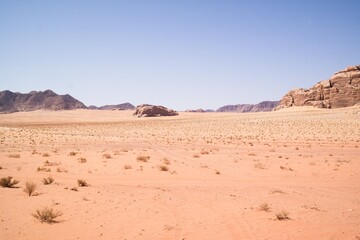 Fototapeta na wymiar White sand desert in Wadi Rum, Jordan