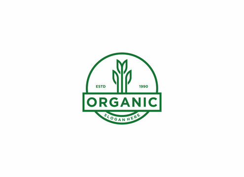 logo for organic products with unique leaves in white background