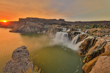 Shoshone Falls