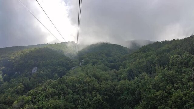 Castellammare di Stabia - Cima del Monte Faito dalla cabina della funivia