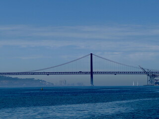 Hängebrücke Ponte 25 de Abril in Lissabon