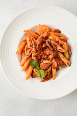 penne pasta in tomato sauce