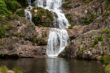 Fototapeta na wymiar Cachoeira do Candaru, em Cavalcante, Chapada dos Veadeiros, Goias