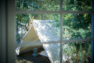 お庭でキャンプお家時間 © TOYPOY