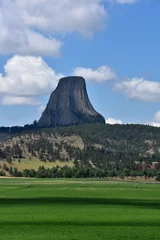 Foto op Canvas White Clouds Above Iconic Devil's Tower in Wyoming © dejavudesigns