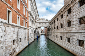Fototapeta na wymiar The Bridge of Sighs which was of great importance in Venice
