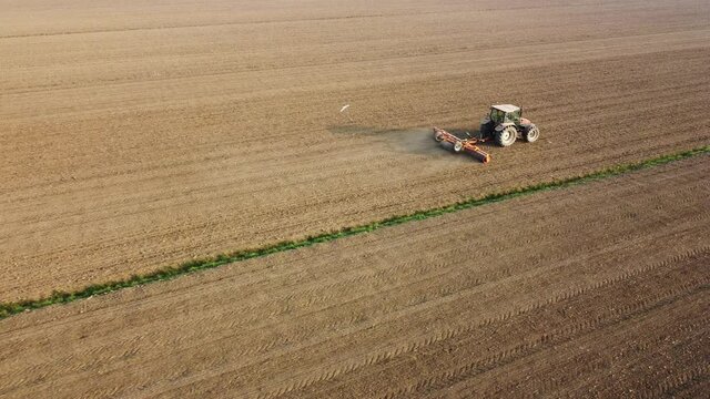 soil subsoiling with tractor tool
