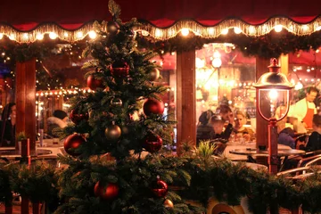 Fotobehang Christmas tree at the Christmas market, Maastricht © Anastasia