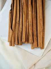 건조시킨 향신료 시나몬, 요리재료