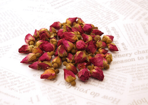 dried rose bud flower head
