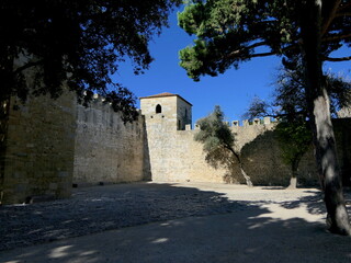 Fototapeta premium Die Burg Castelo de Sao Jorge in Lissabon
