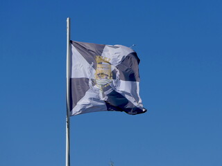 Flagge von Lissabon im Wind