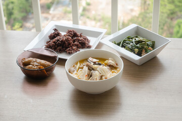 Tom Kha Gai - Thai white curry herb with chicken