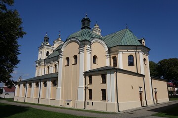 Fototapeta na wymiar Opole Lubelskie, kosciol parafialny.