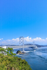 Obraz premium お茶園展望台から見た大鳴門橋 徳島県鳴門市 Naruto Bridge seen from the Ochaen observatory. Tokushima-ken Naruto city 