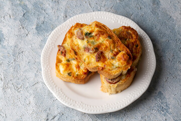 Breakfast bread slice, bread slice pizza, Turkish cheese on breakfast bread, sausage