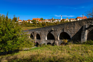 Tauberbrücke Rothenburg ob der Tauber Panorama Bruchstein Herbst Landschaft liebliches Taubertal...