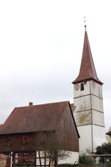 Fototapeta na wymiar Kirche in Ickelheim bei Bad Windsheim.