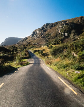Beautiful Summer Mountain Road. Killarney national park.