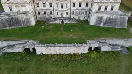 Pidhirtsi Castle is one of the best examples in Europe of combining an imposing palace with bastion fortifications. The ensemble of the castle, in addition to it, includes an inn of the XVIII century,