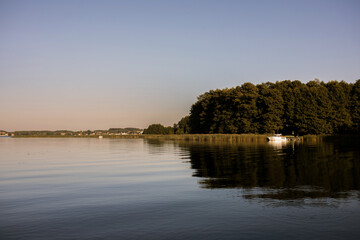 jezioro © kolorowekadry