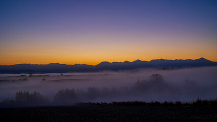 雲海とマジックアワー　美瑛　絶景
