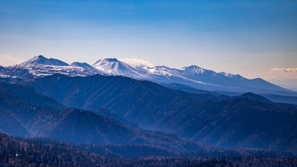 旭岳から見る十勝連峰　冬　絶景