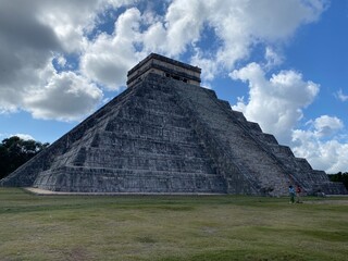 chichen itza pyramid