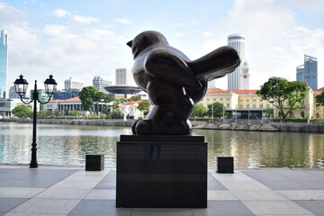 Stone Bird Sculpture beside Singapore River, Interesting Street Scene Singapore 