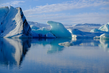 Fototapeta na wymiar The Jokulsarlon iceberg lagoon