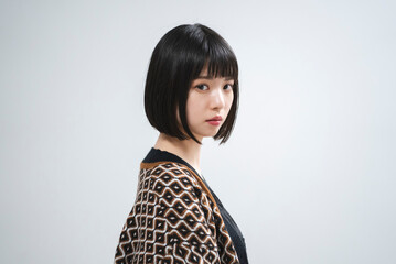 クールな女性