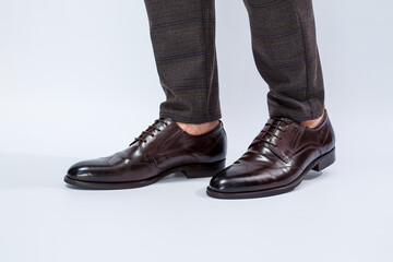 Men's classic shoes with natural leather, men's shoes under a classic suit